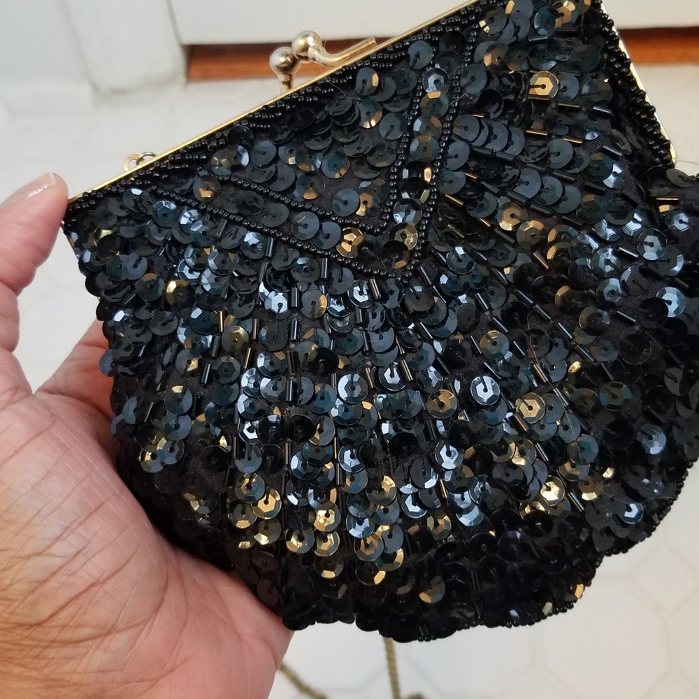 VTG Speyer Milor Black Sequin Evening Bag Crossbody Chain Strap Shell Shape Goth